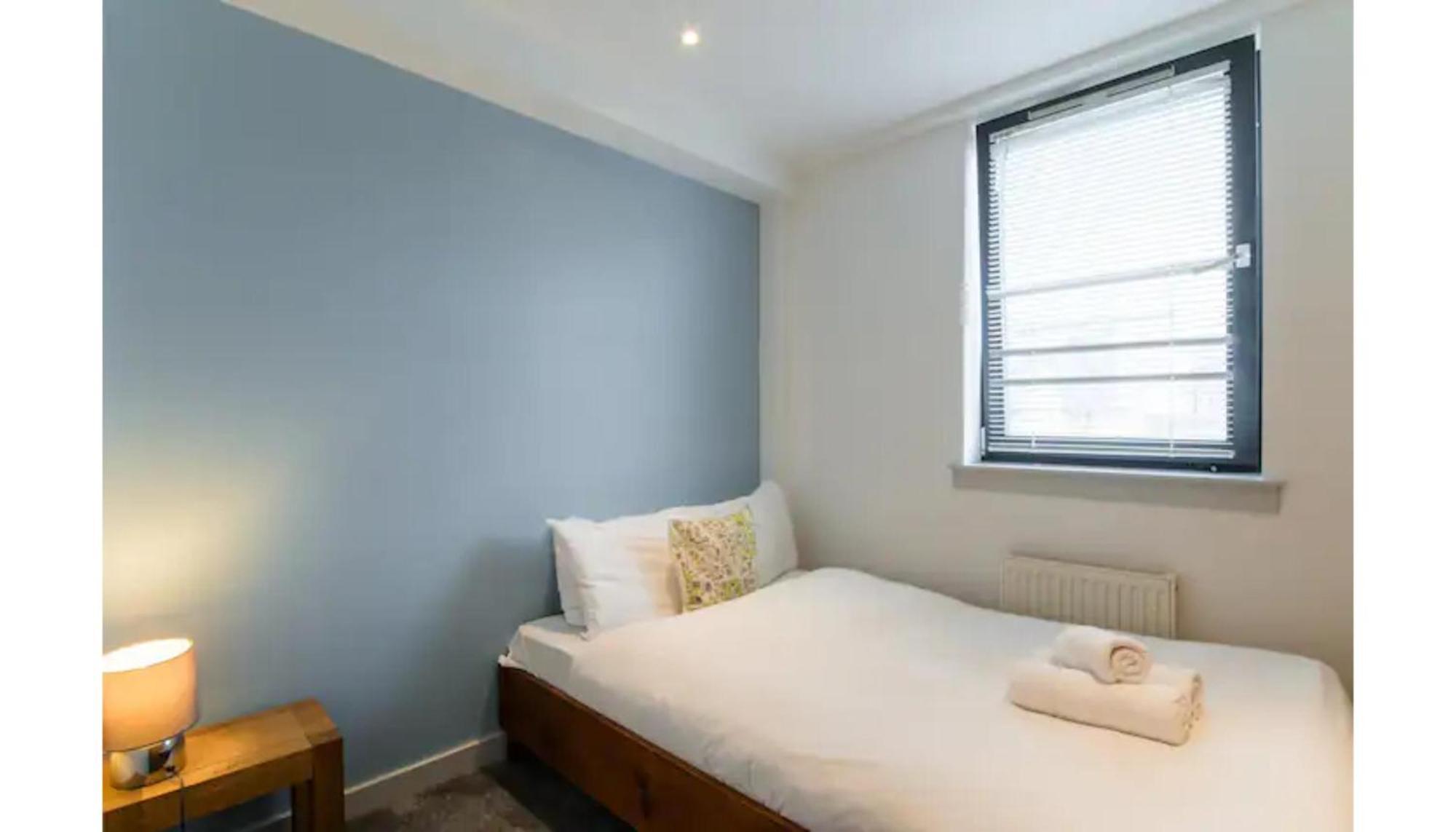 Modern Flat In The Middle Of Old Town Apartment เอดินบะระ ภายนอก รูปภาพ