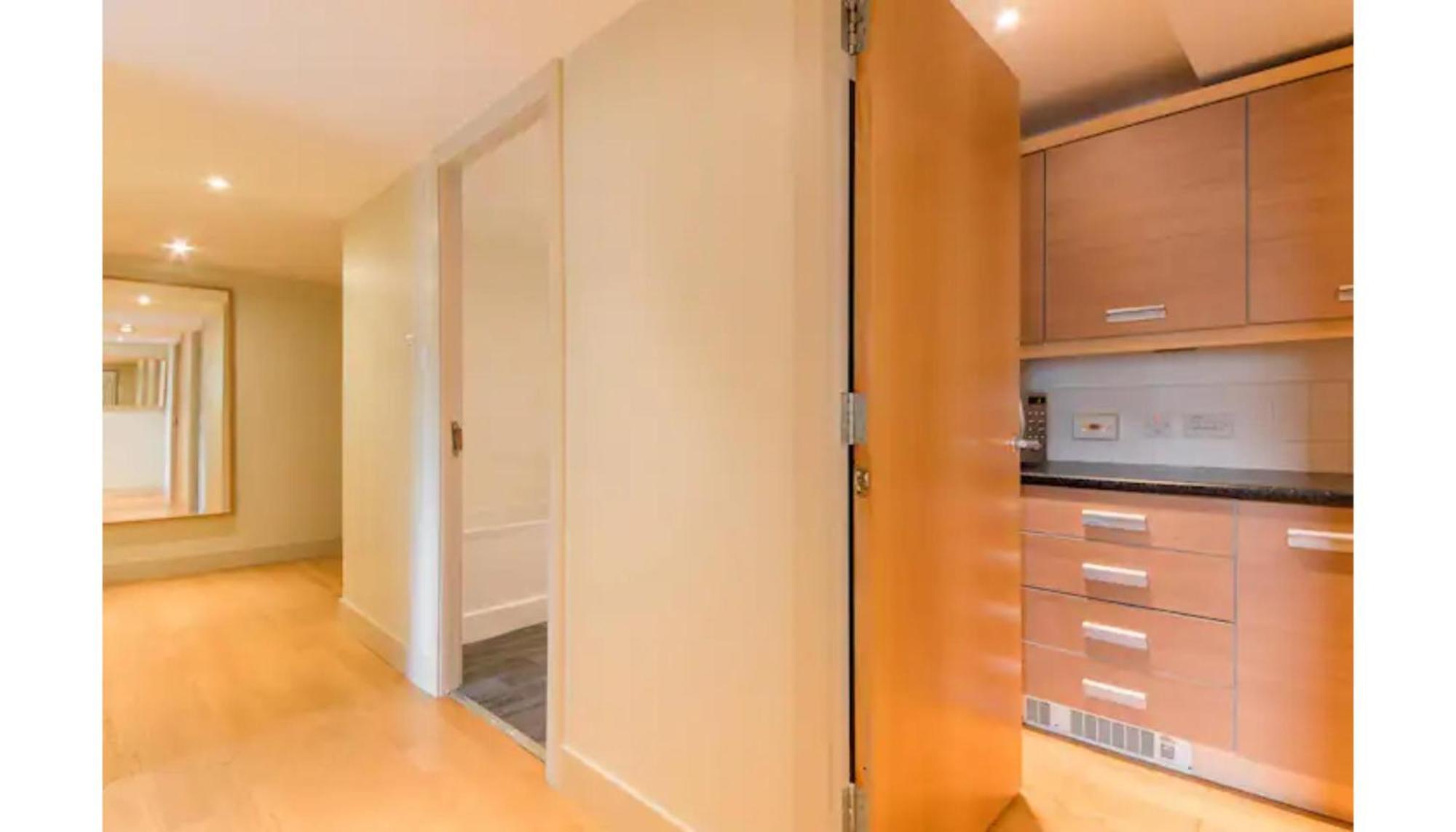 Modern Flat In The Middle Of Old Town Apartment เอดินบะระ ภายนอก รูปภาพ