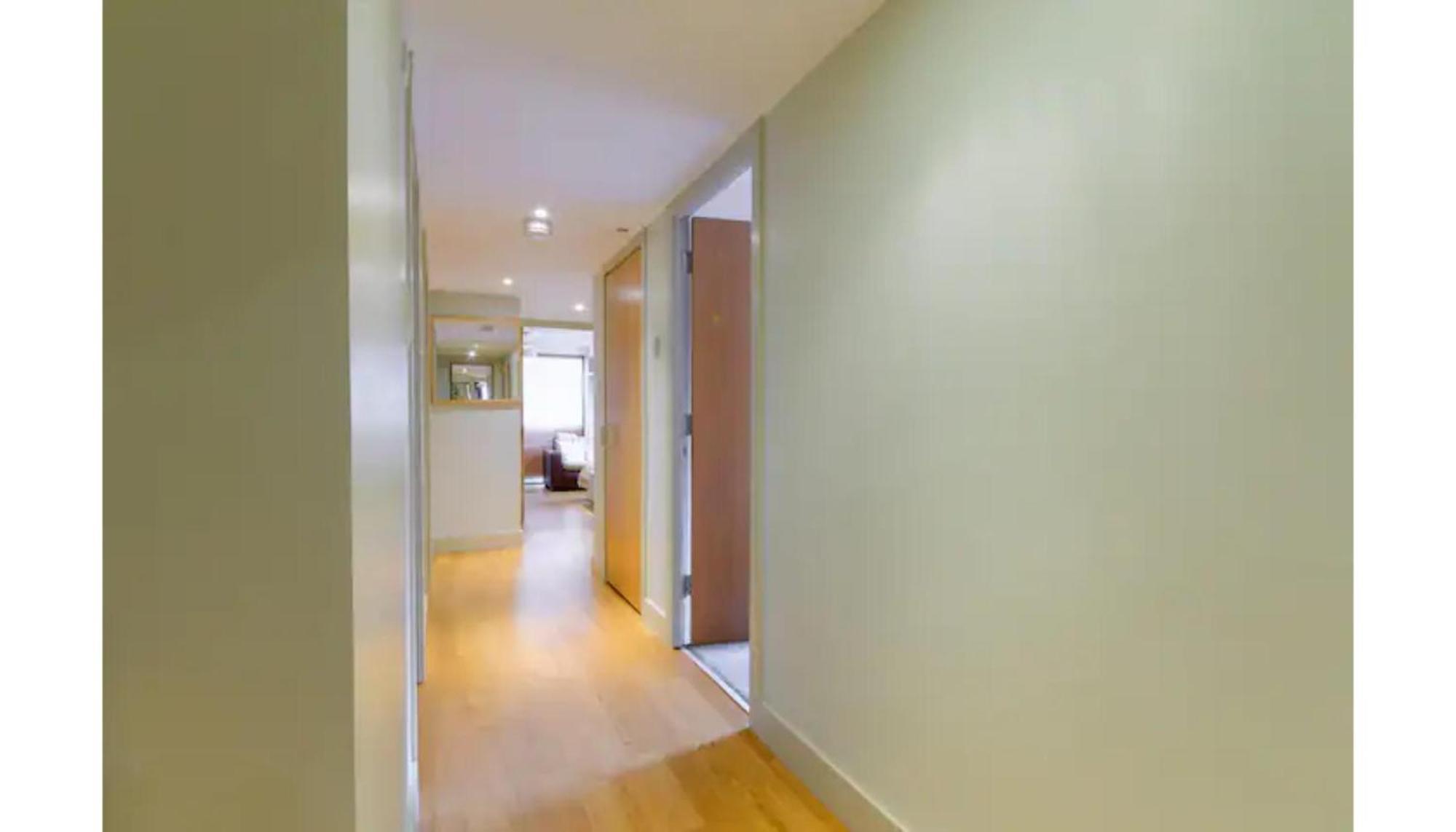Modern Flat In The Middle Of Old Town Apartment เอดินบะระ ภายนอก รูปภาพ