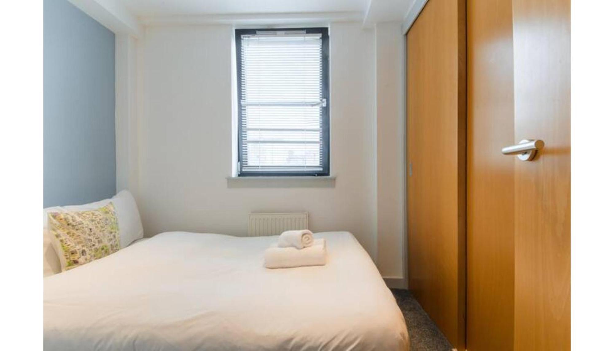Modern Flat In The Middle Of Old Town Apartment เอดินบะระ ภายนอก รูปภาพ
